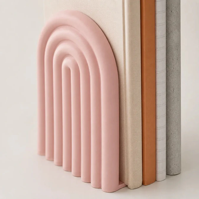 Figura Decorativa De Sujeta Libros De Arco Moderno 2