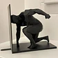 Sujetalibros Hombre Polígono Decorativo Negro - Miniatura 5