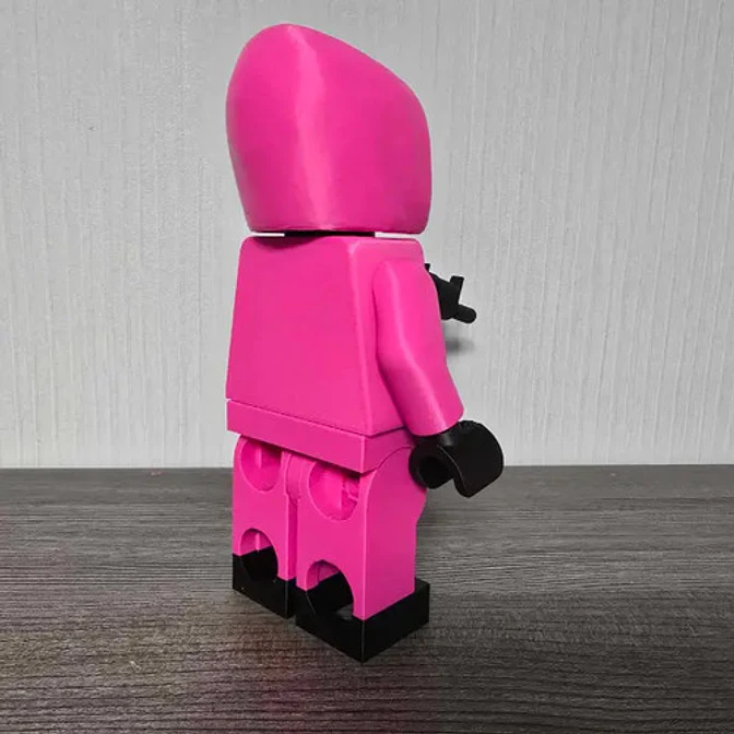 Figura Decorativa De Squid Game Guardia Cuadrado 3