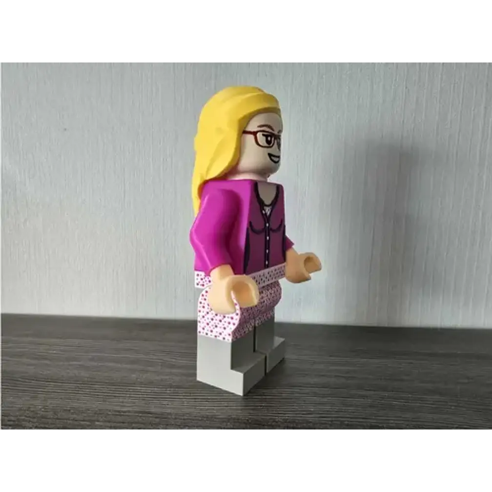 Figura Decorativa De Big Bang Theory Bernadette 2