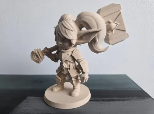 Figura Decorativa- Poppy De League Of Legends - Foto 2