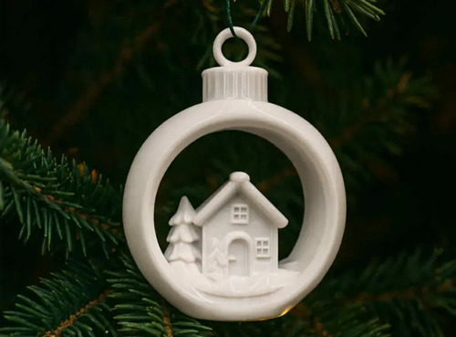 Bola De Navidad Con Casa De Navidad