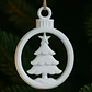 Bola De Navidad Con Árbol De Navidad - Miniatura 1