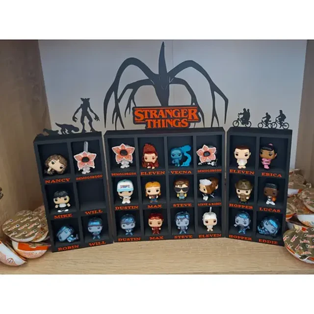 Soporte Stranger Things - Kinder Toy Complete
