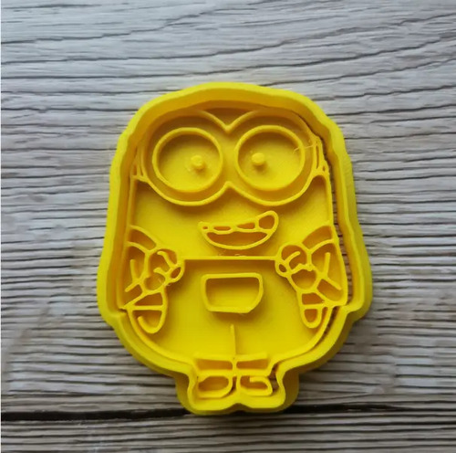 Pack De 4 Cortadores De Galletas Gru Minions - Foto 4