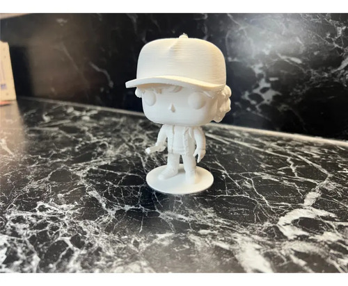 Figura De Dustin Henderson Estilo Funko