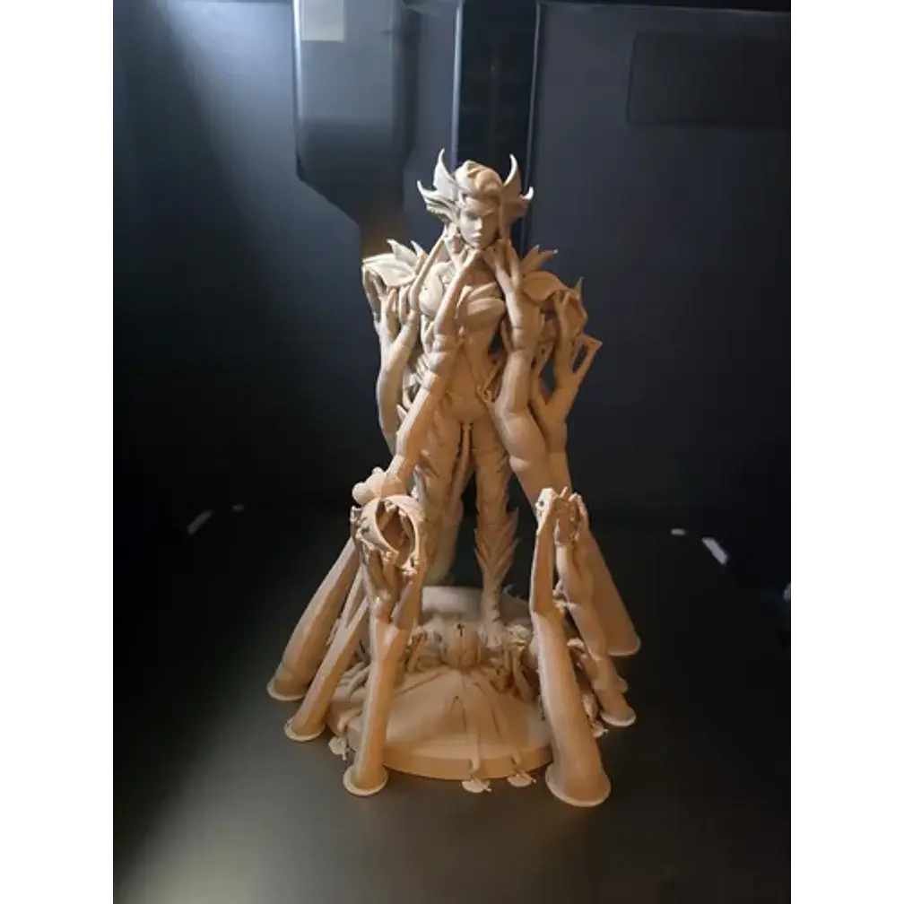 Figura De Acción - Zyra 1