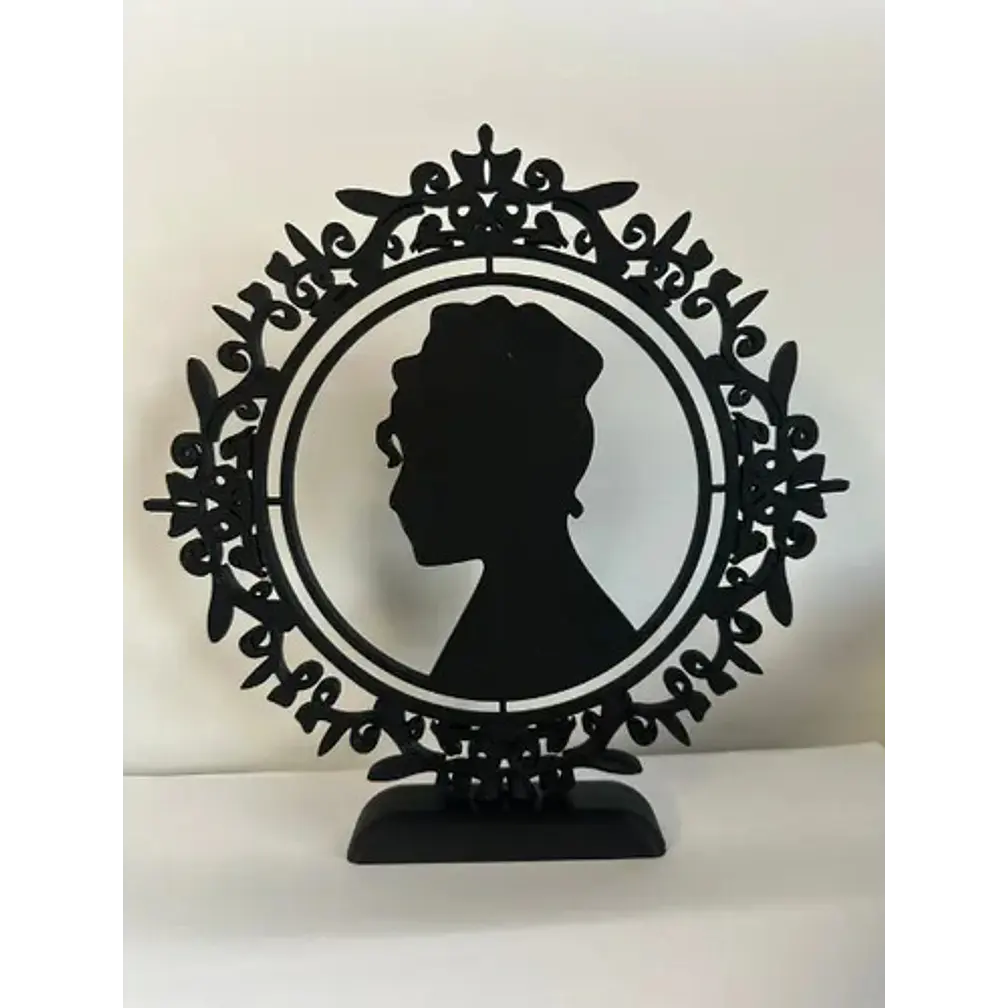 Decoración De Bridgerton Lady Whistledown 2