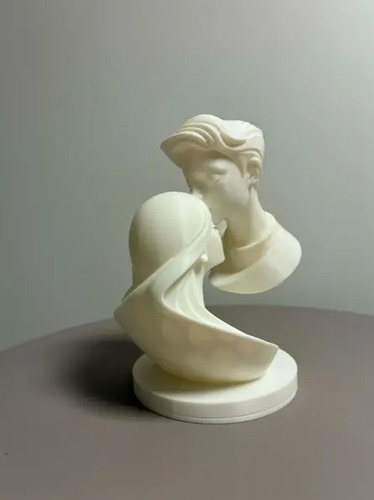 El Beso - Escultura Minimalista Moderna - Foto 2