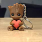 Figura Decorativa Baby Groot - San Valentín - Miniatura 3