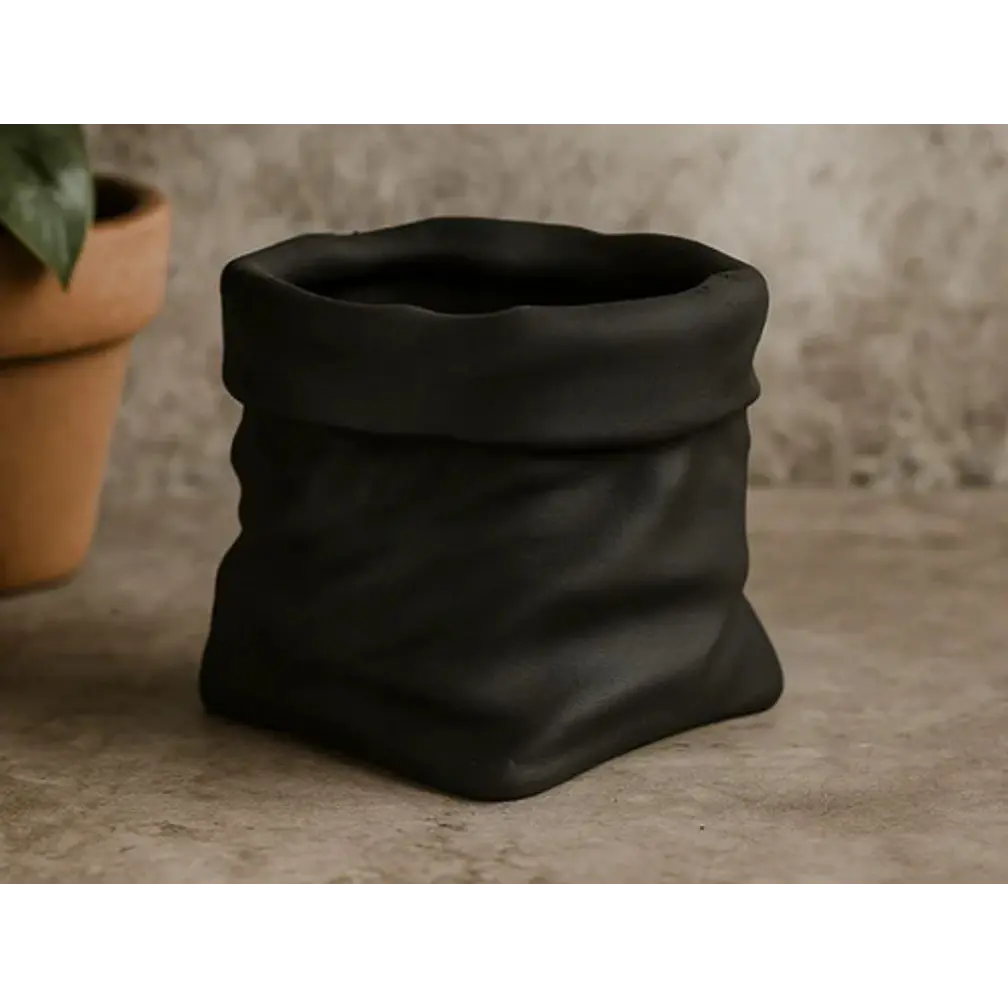 Maceta Forma De Bolsa Negra 3
