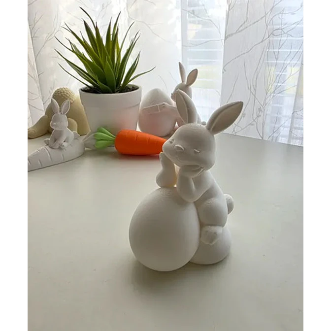 Figura Decorativa De Conejito En Huevo 3