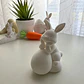 Figura Decorativa De Conejito En Huevo - Miniatura 3