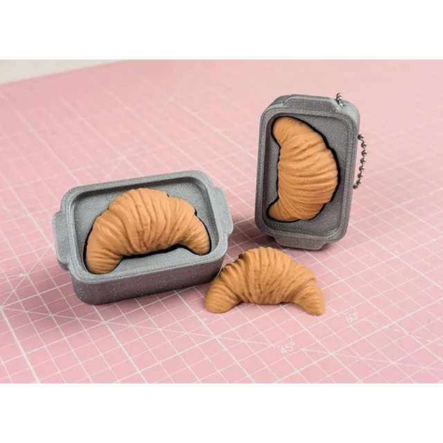Figura - Clicker De Croissant En Bandeja De Horno