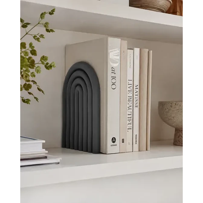 Figura Decorativa De Sujeta Libros De Arco Moderno 8