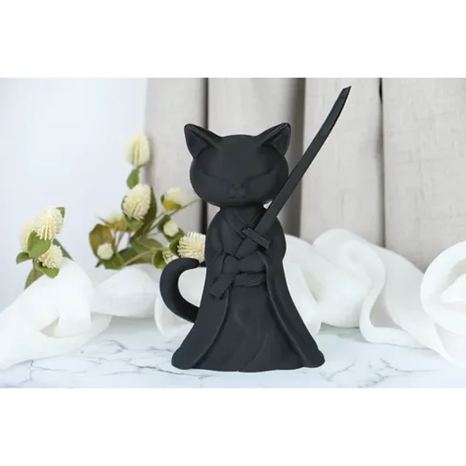 Escultura Gato Samurai Silencioso 1