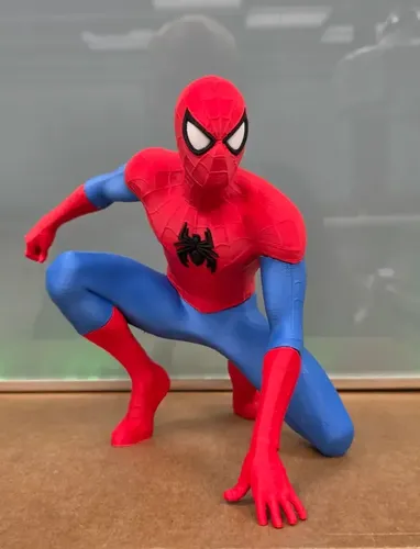 Figura Decorativa De Superhéroe Arácnido - Foto 2