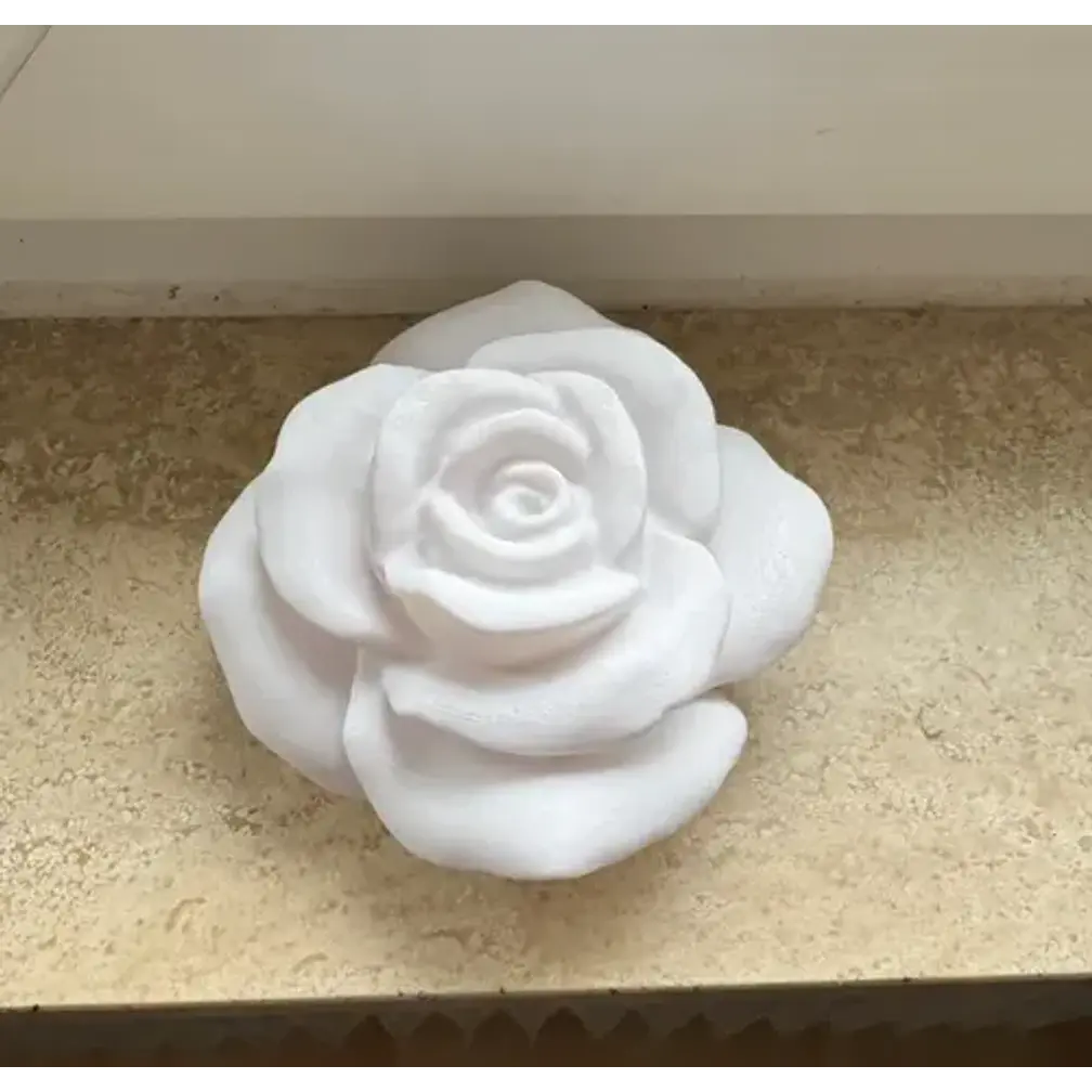 Figura De Rosa Blanca 2