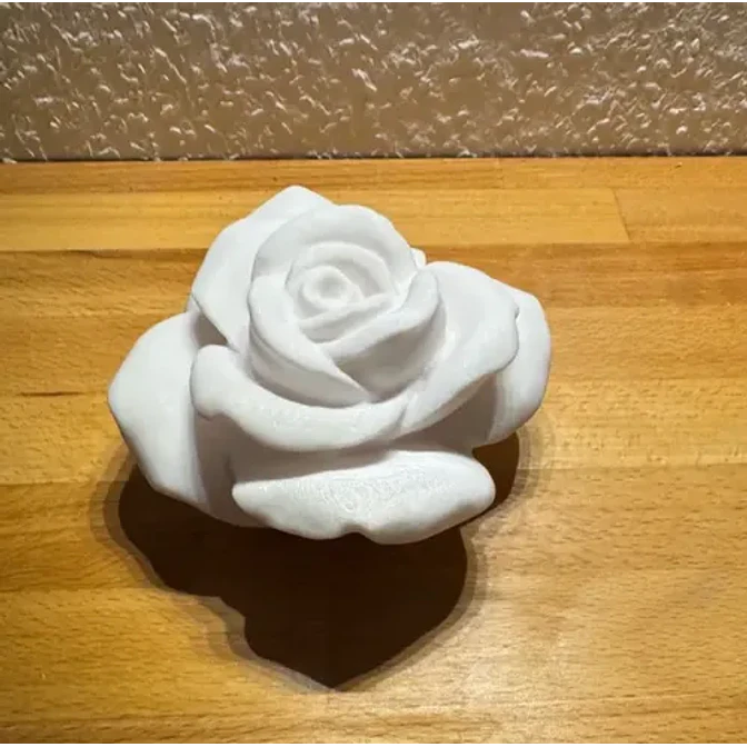 Figura De Rosa Blanca 3