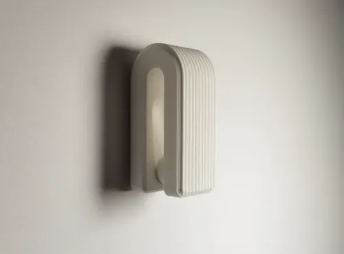 Figura Decorativa Colgador Con Bloqueo Automático