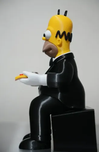 Figura Decorativa Homero Con Pizza Y Cerveza - Foto 4