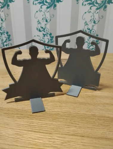 Escultura Decorativa Prints Patro- Papá Héroe Pack De 2 - Foto 3