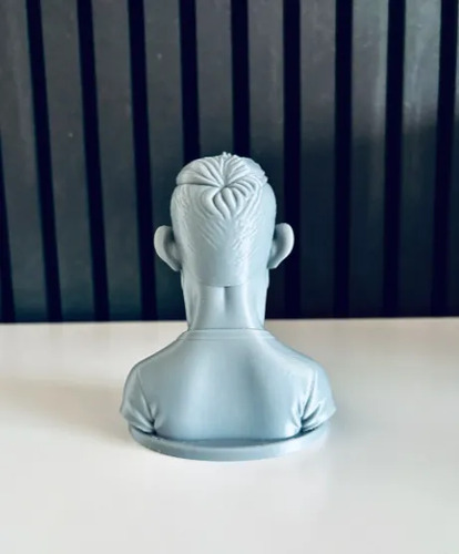 Escultura Decorativa Prints Patro- Busto Cristiano Ronaldo - Foto 3
