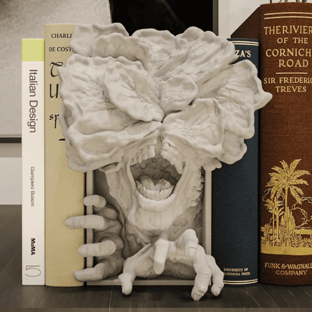 Clicker Book Nook  1