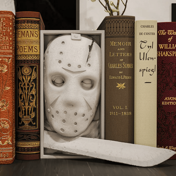 Ghostface Book Nook 1