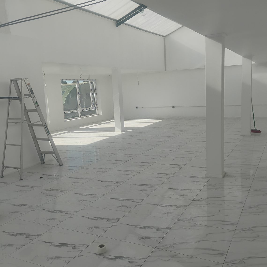 Arriendo céntrico  edificio nuevo  5