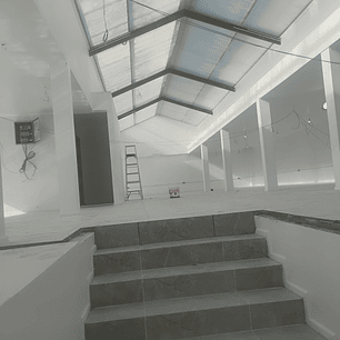 Arriendo céntrico  edificio nuevo 