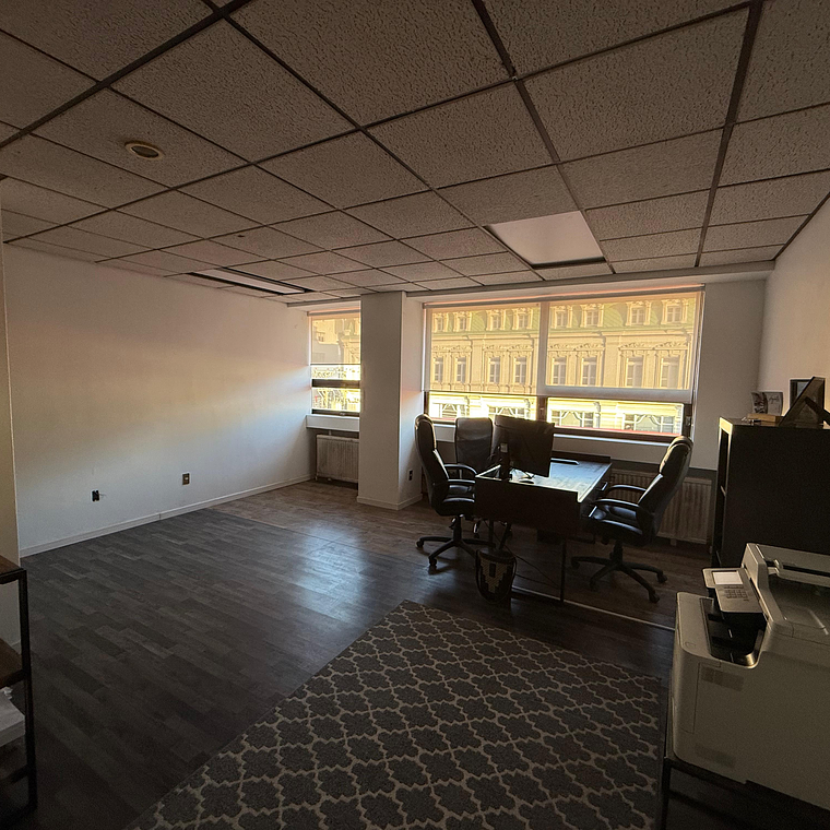 oficina en arriendo disponible en Diciembre  1