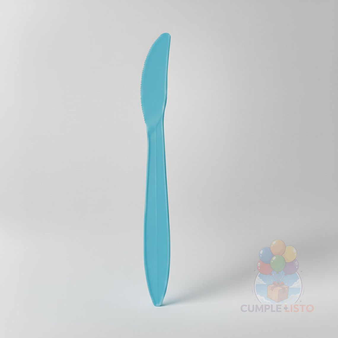 20 Cuchillos Plásticos Desechables Lisos Celestes 1