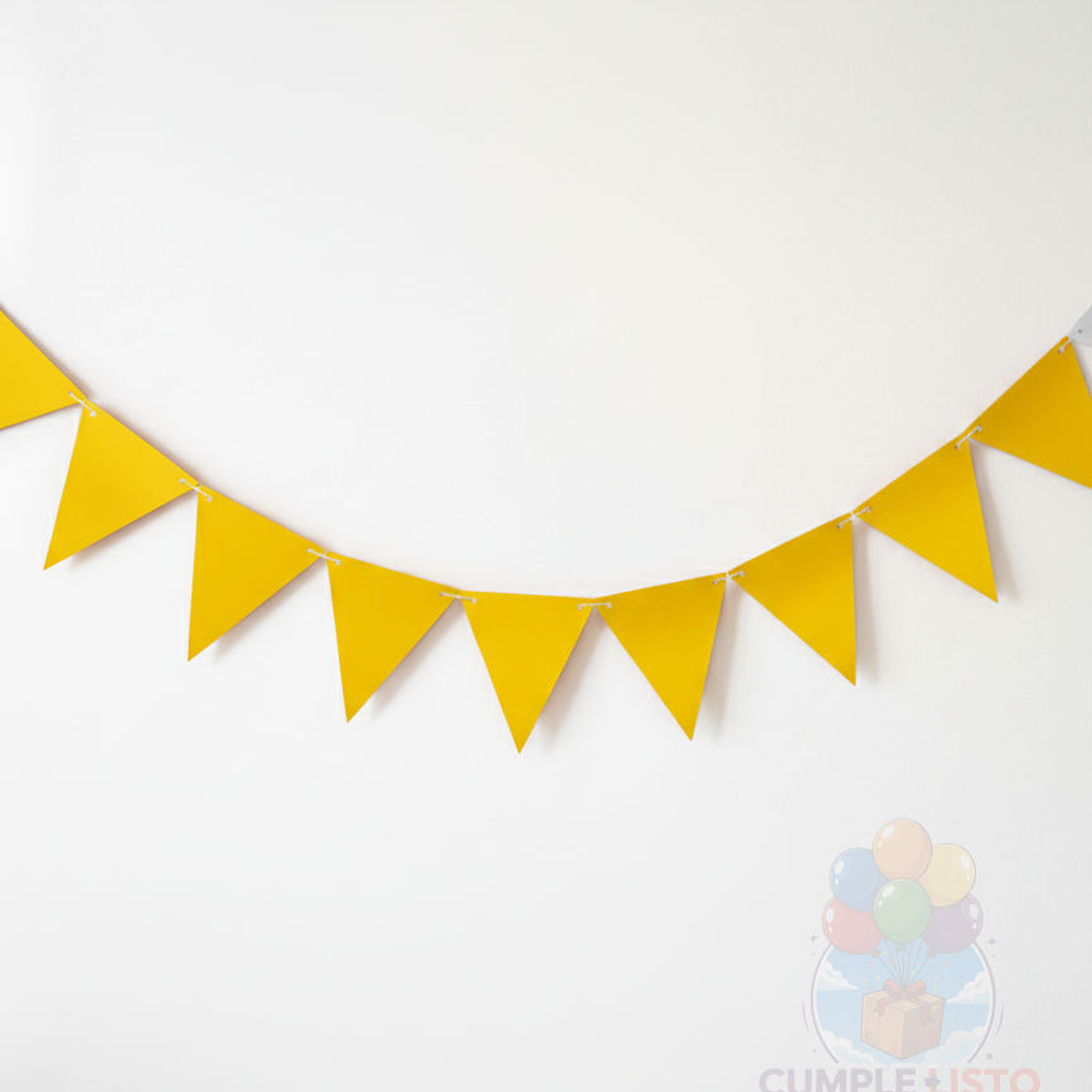 Banderin Triangular Liso Amarillo  2