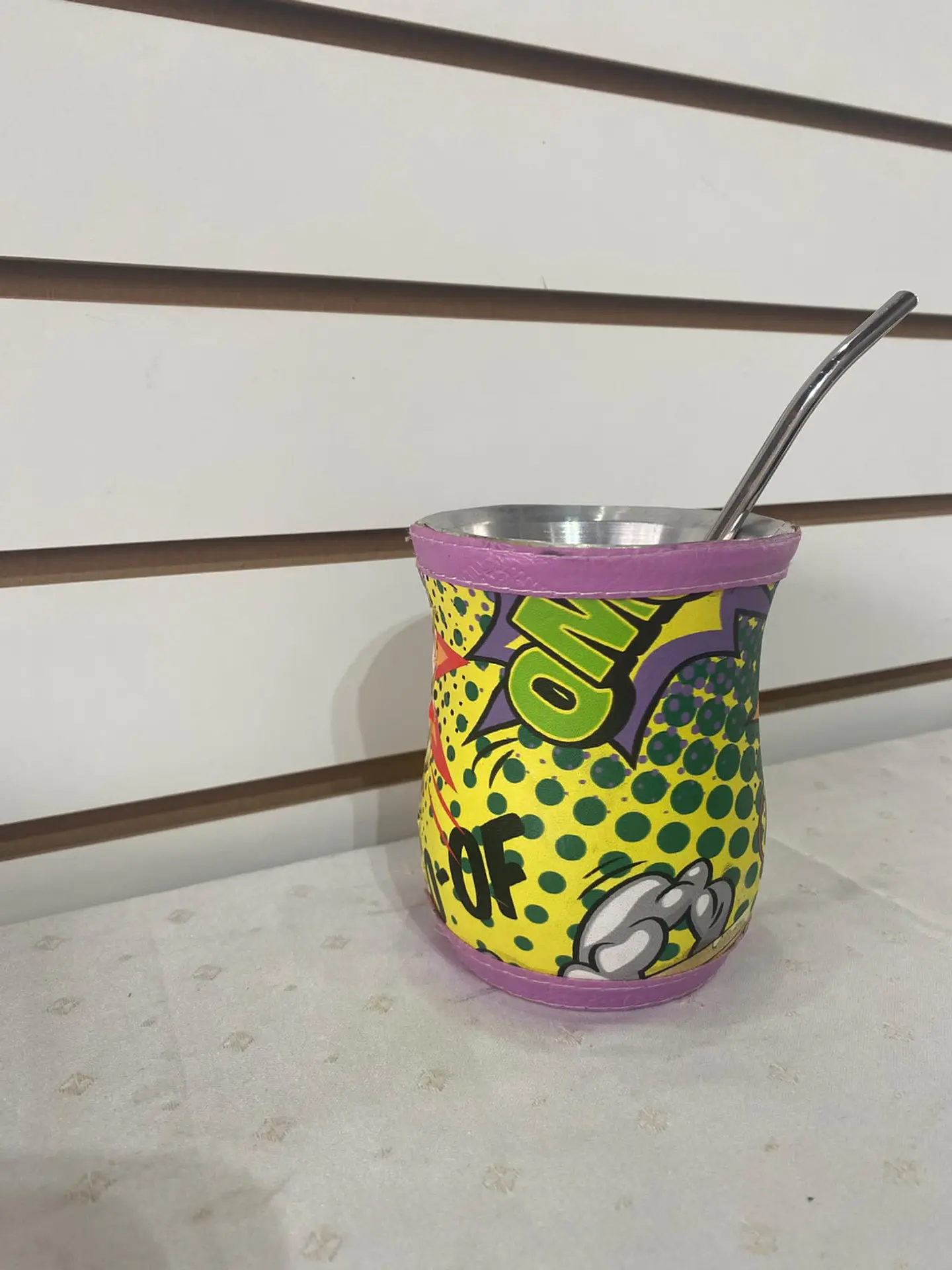 Mate forrado en cuero - Estampado cómic pop art 1