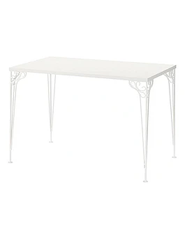 White Table﻿