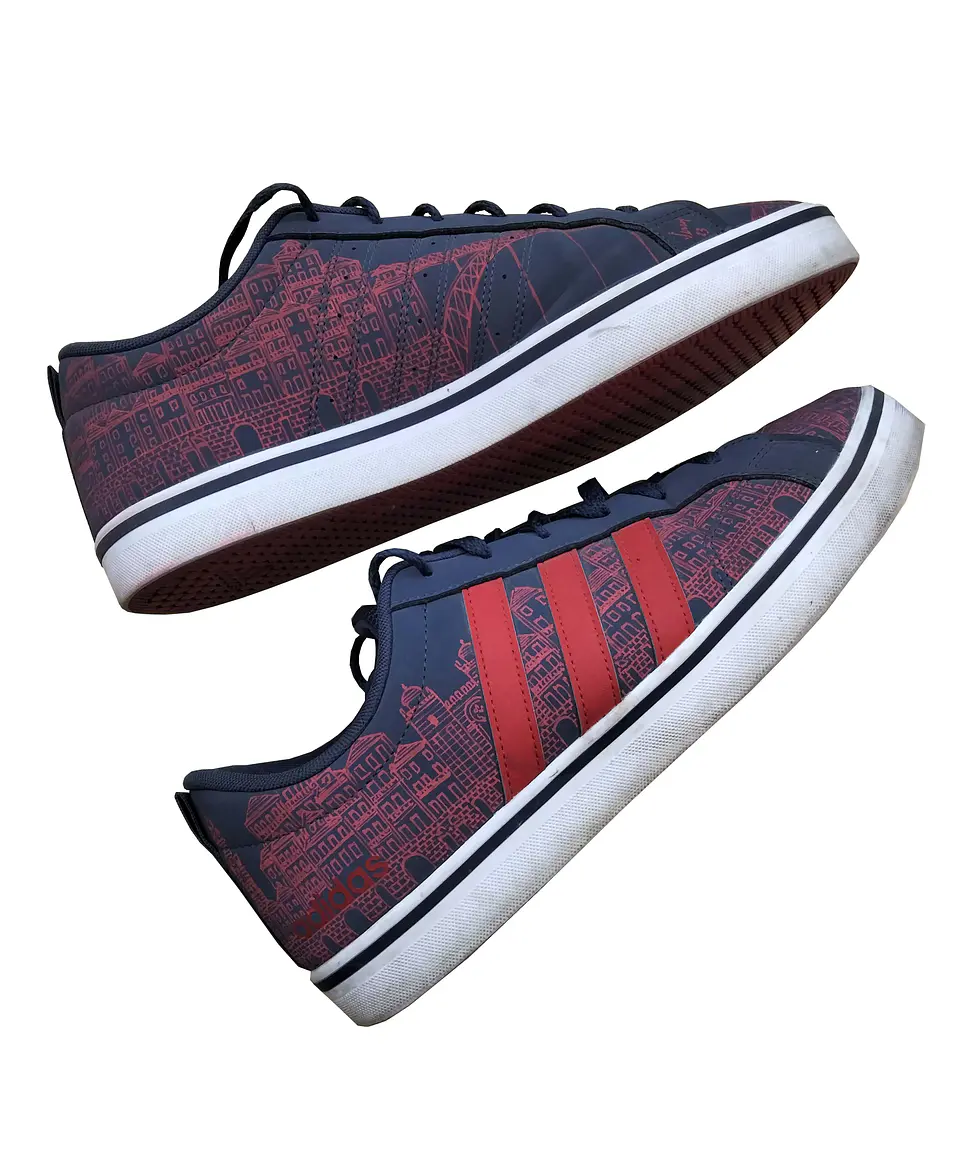 Gray&red adidas sneaker   1