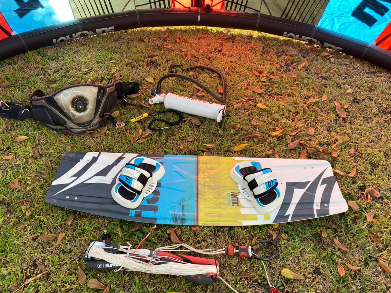 Equipo completo Slingshot + Arnes Mystic 10