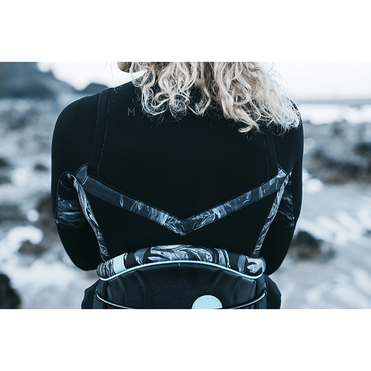 MYSTIC Dazzled Fullsuit 5/3mm Double Fzip Women Black - Image 5