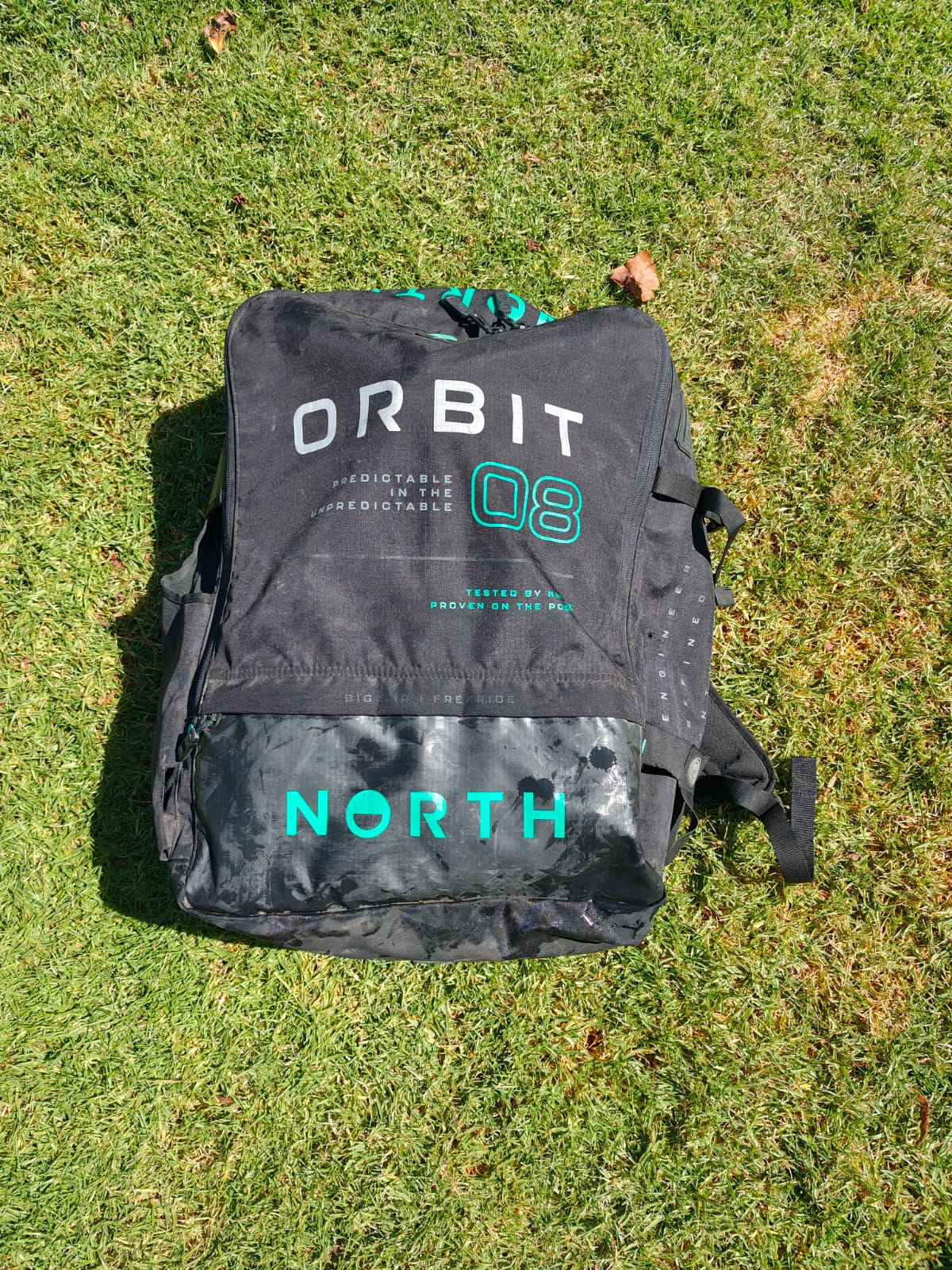 NORTH ORBIT 8m 2024 </br>(USADO) </BR> con Barra Navigator  6