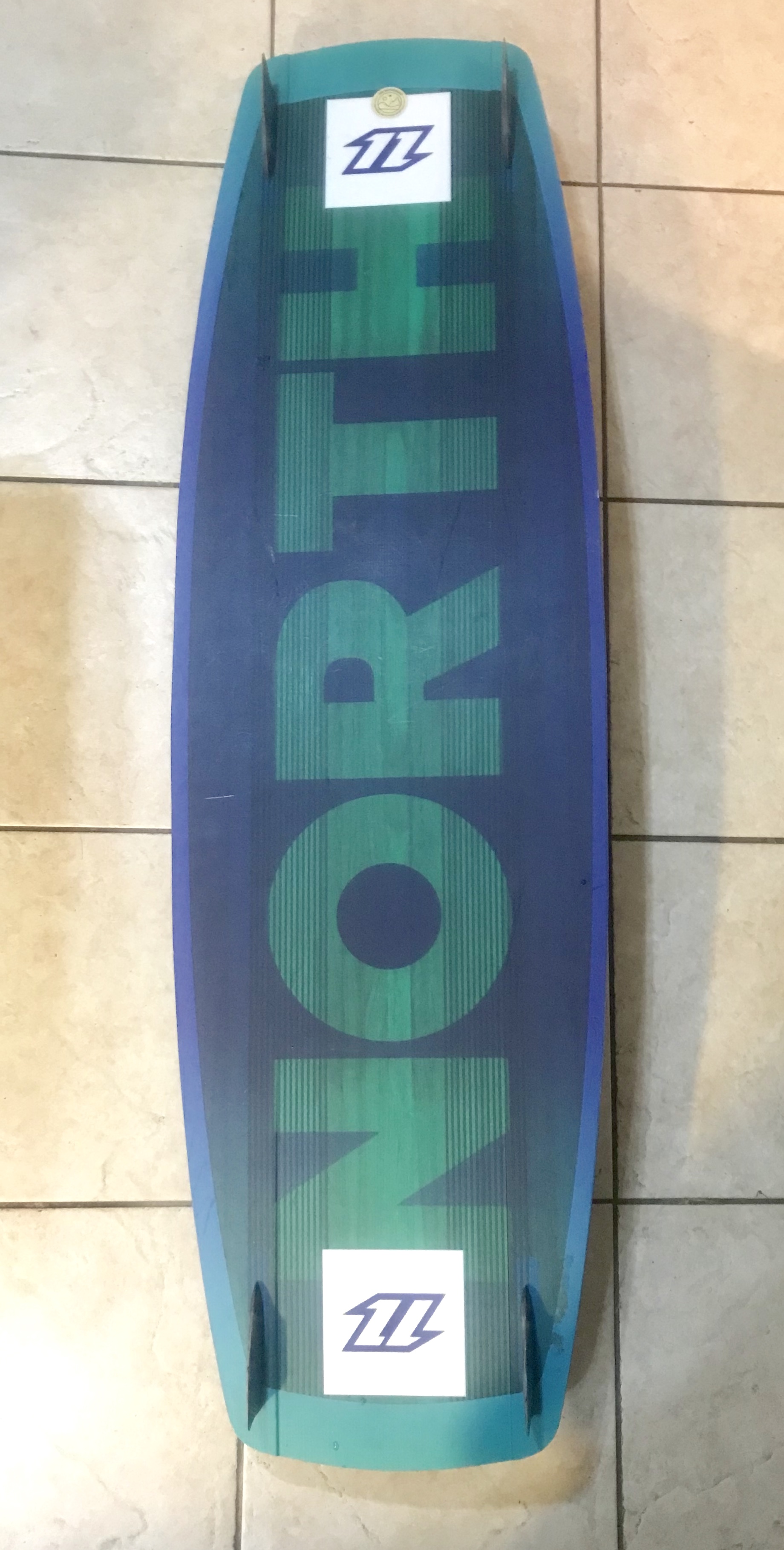 TABLA NORTH X-RIDE Seminueva !! STRAPS ENTITY 2