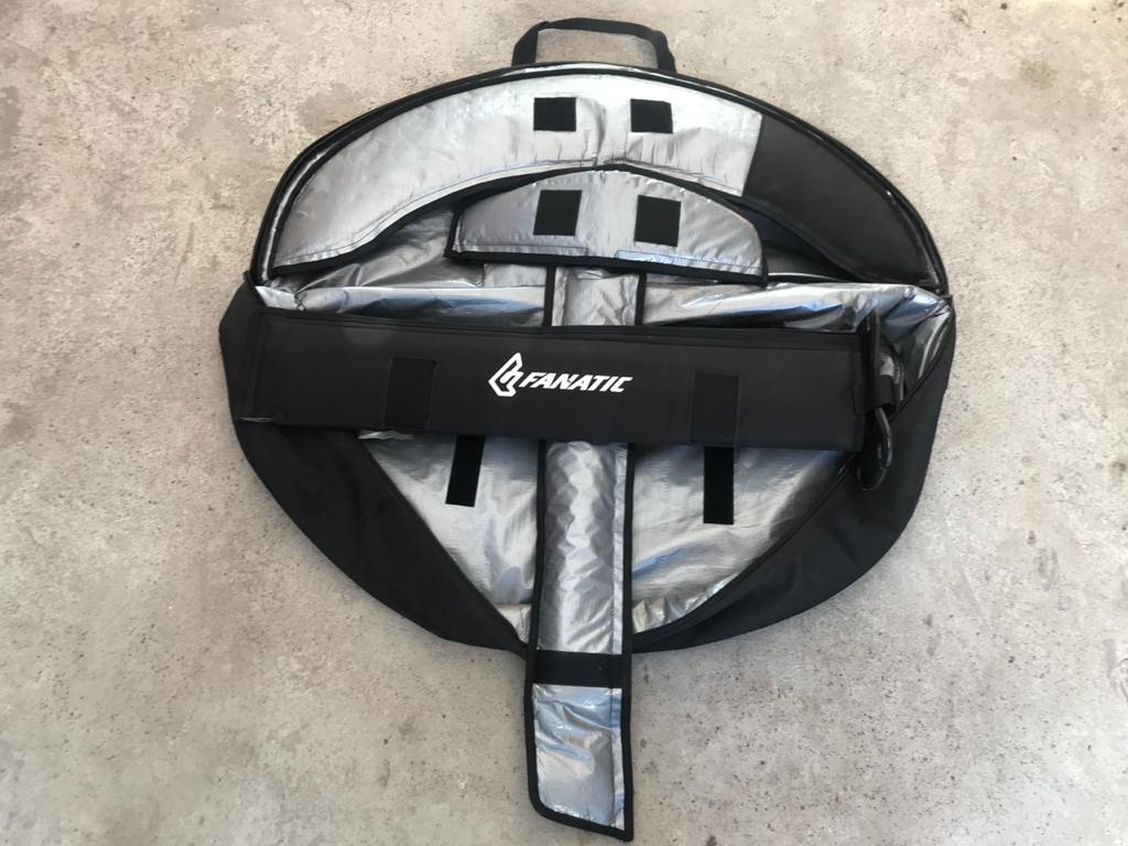 FOIL FANATIC + TABLA SURFERA 4