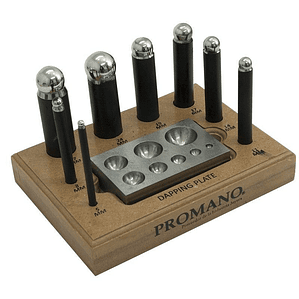 BOTONERA PLANA CON 8 EMBUTIDORES EN BASE DE MADERA