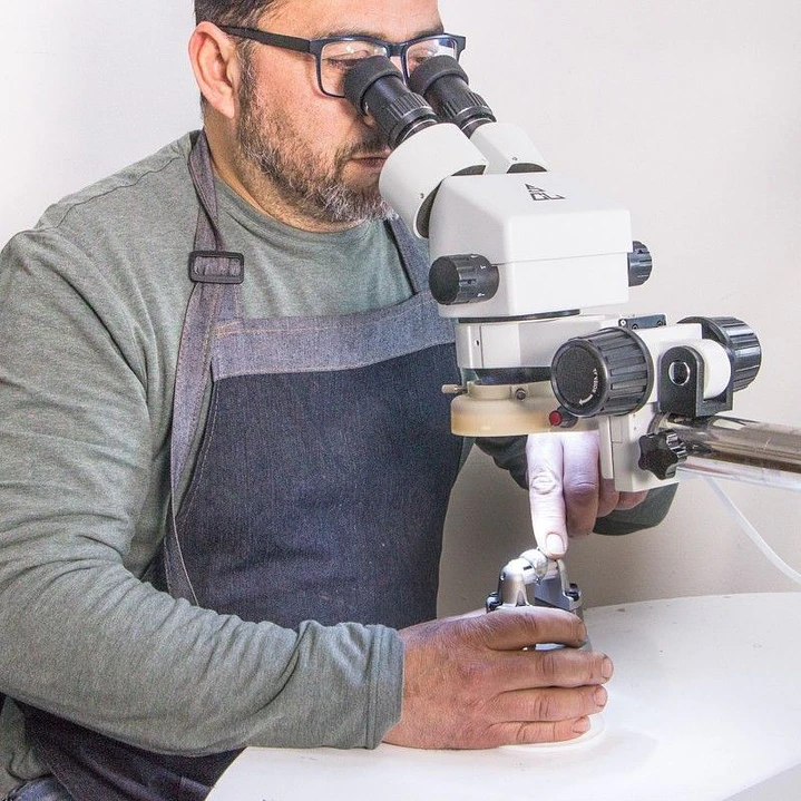 VENTA ANTICIPADA > ENTREGA DESDE EL 15 DE NOV. - MICROSCOPIO PARA ENGASTE CON SOPORTE DE MESA 2