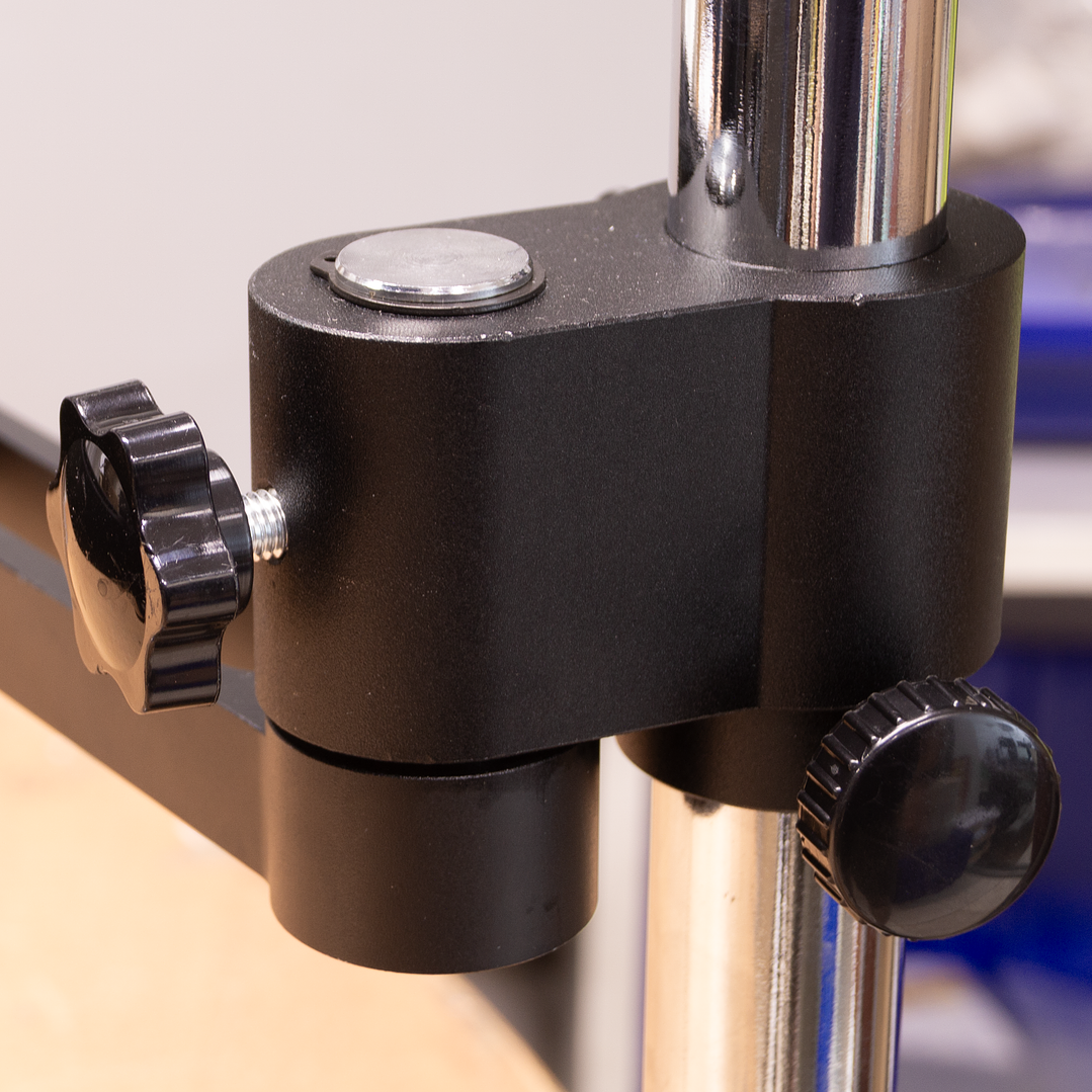 MICROSCOPIO PARA ENGASTE CON BRAZO EXTENSIBLE y CAMARA 3