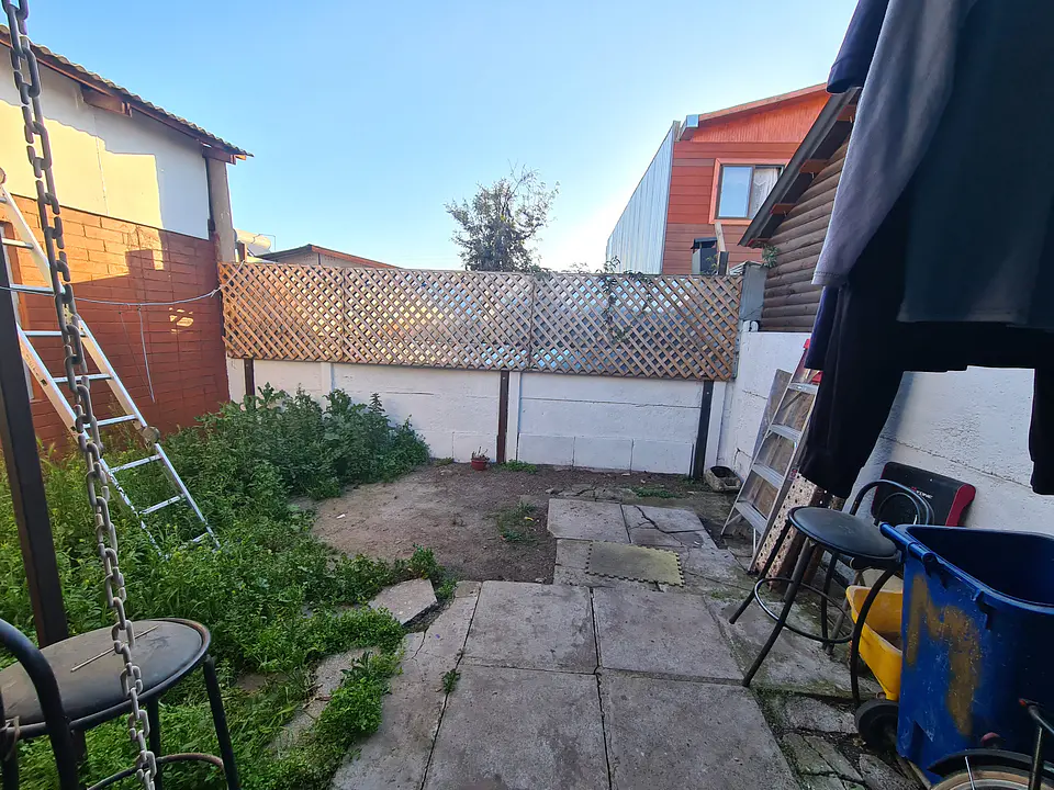 CASA SAN AGUSTIN ESQUINA GERONIMO DE ALDERETE COMUNA LA FLORIDA. 12