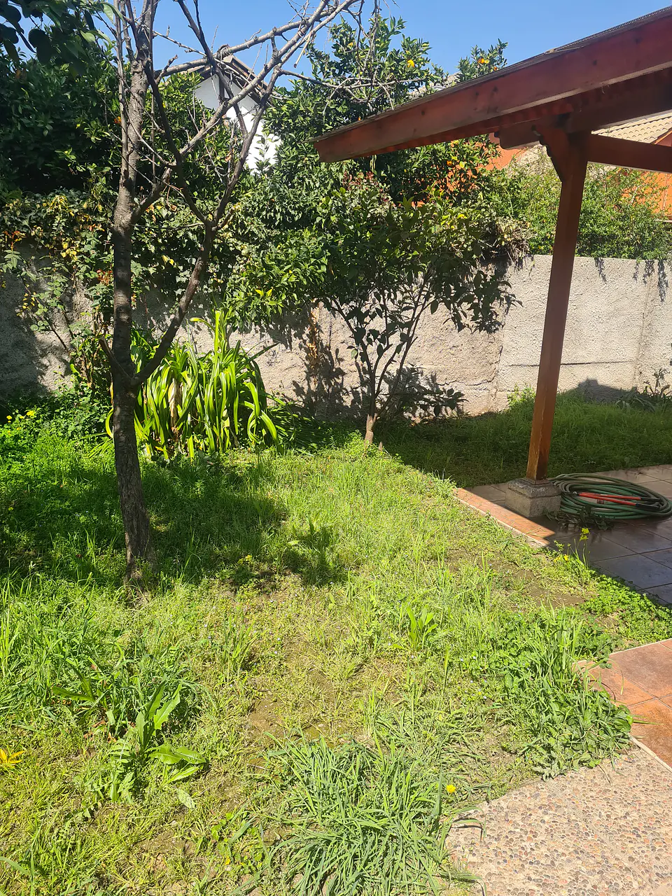 SE VENDE CASA AISLADA PSJE LOS SAUCES ESQUINA STA ELVIRA COMUNA DE LA FLORIDA ALTO 14