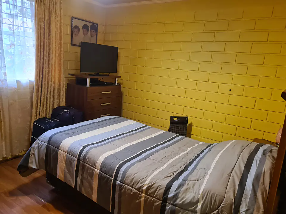 SE VENDE CASA UN PISO EN JUAN DE PINEDA A PASOS  DE AV WALKER MARTINEZ COMUNA LA FLORIDA 12