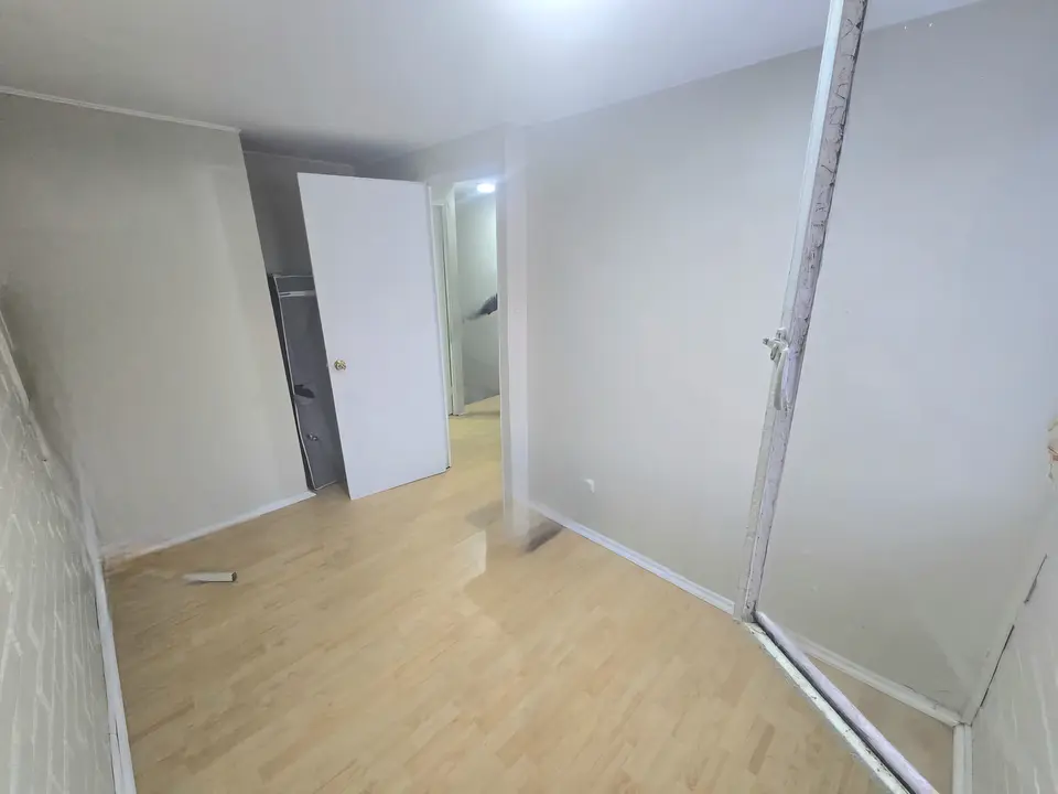 SE VENDE CASA 2 PISOS ESQUINA GERONIMO DE ALDERETE CON MARCELA PAZ COMUNA LA FLORIDA ALTO 15