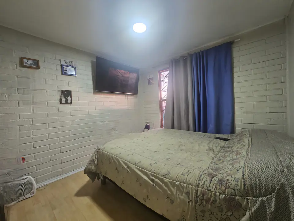 SE VENDE CASA 2 PISOS ESQUINA GERONIMO DE ALDERETE CON MARCELA PAZ COMUNA LA FLORIDA ALTO 16